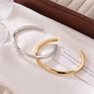 Minimalist Open Cuff Bracelet – 18K Gold/Silver Plated