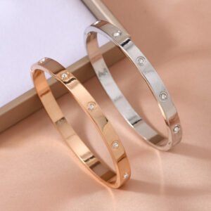 Timeless Screw-Inspired Cuff Bracelet – Minimalist Elegance with Crystals